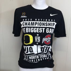 Nike T-shirt size small women’s